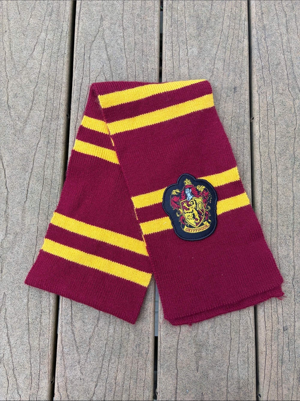 Kids Gryffindor-Style Maroon and Yellow Knit Scarf Harry Potter